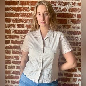 Y2K Classic Elements pale pink embroidered floral short sleeve button down